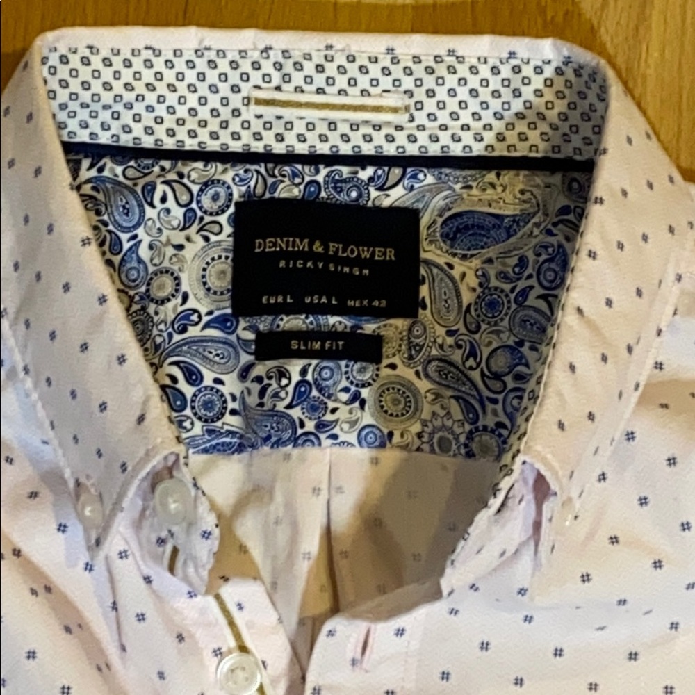 Denim & Flower button down - Picture 2 of 2